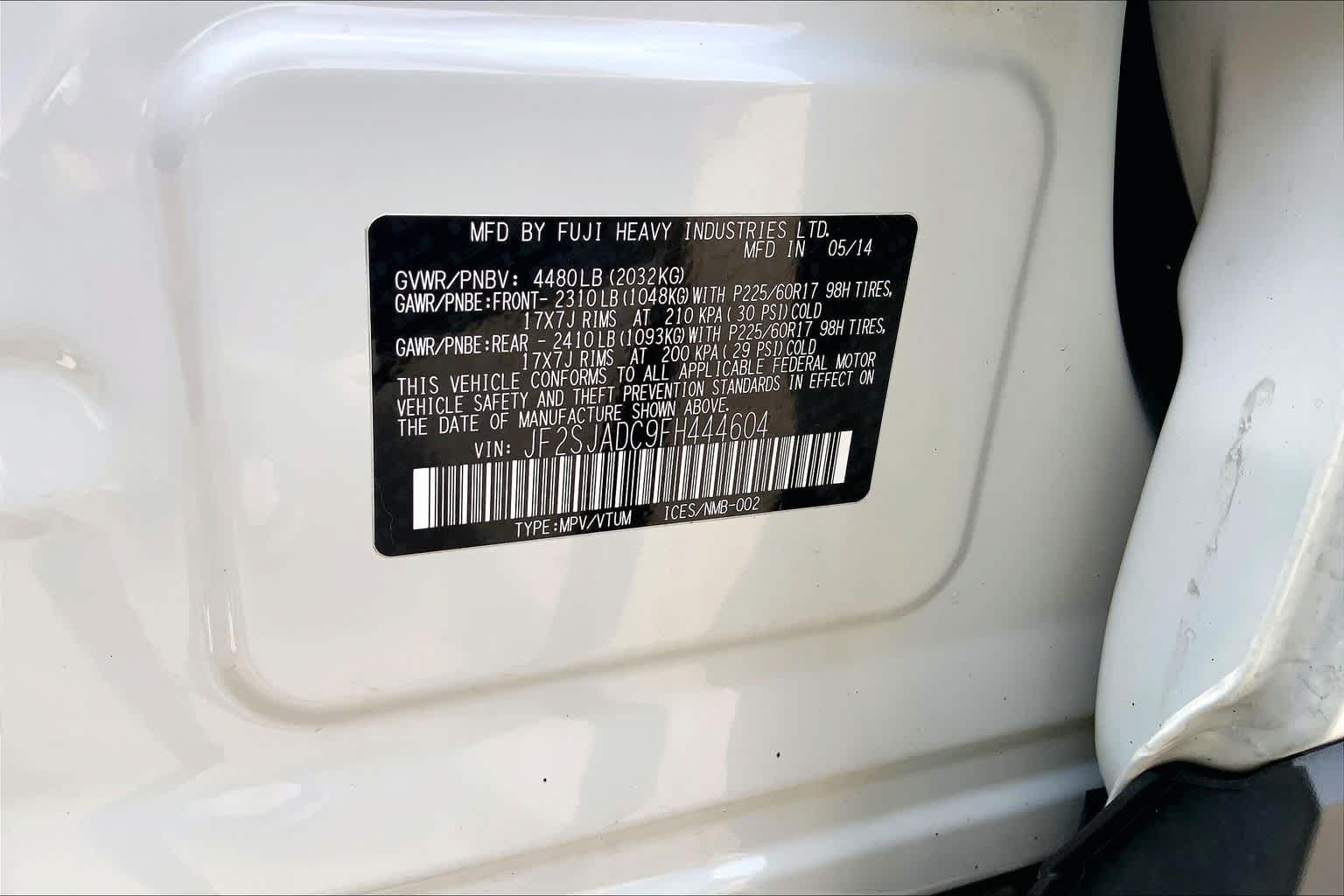 Used 2015 Satin White Pearl Subaru 2.5i Premium image 32