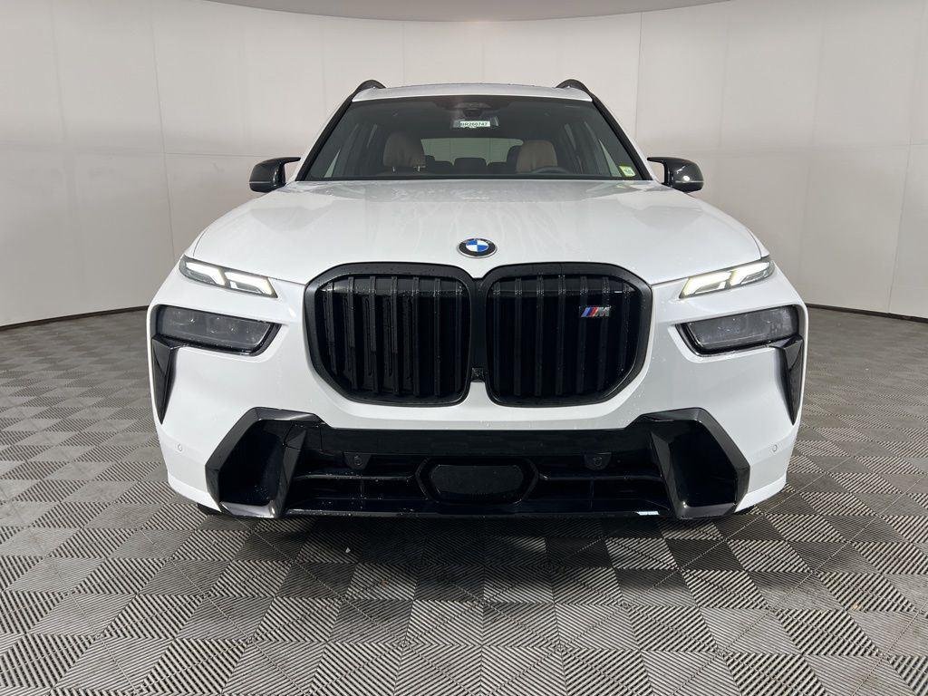 New 2026 White Metallic BMW M60i image 5