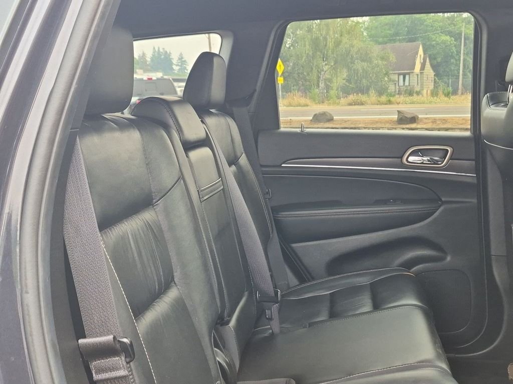 Used 2014 Maximum Steel Metallic Jeep Limited image 29