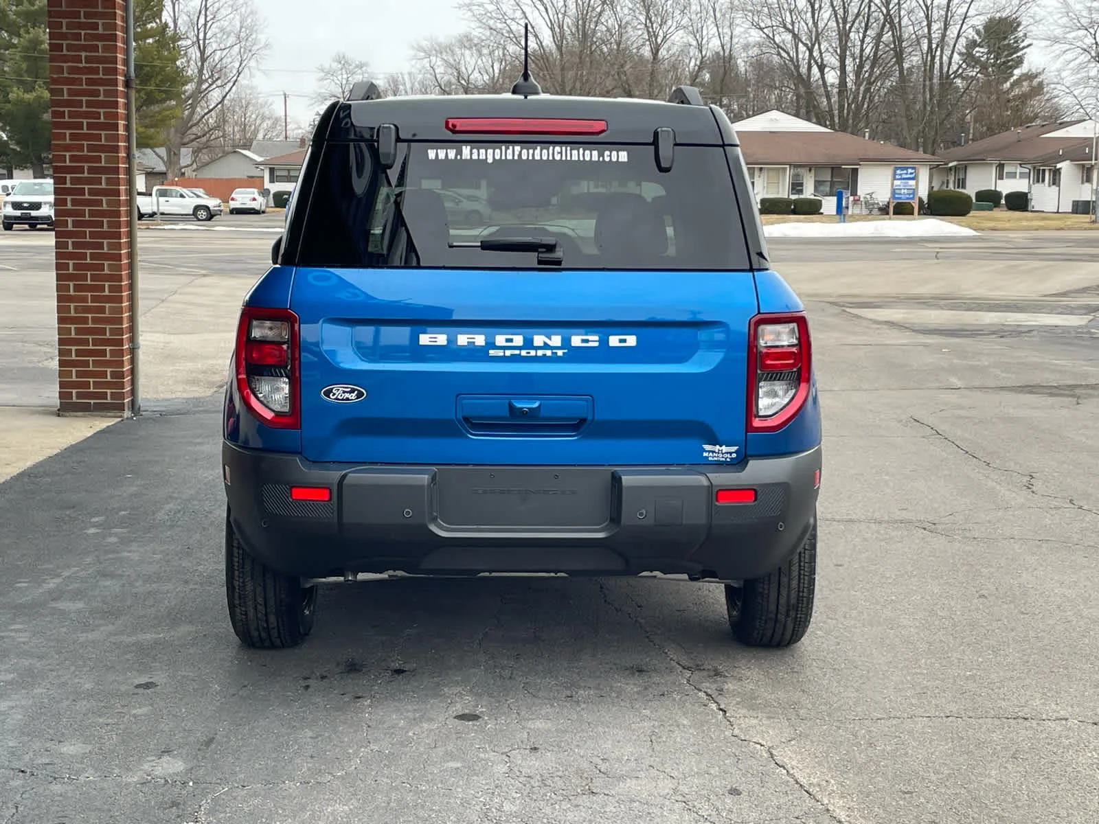 New 2026 Velocity Blue Metallic Ford Outer Banks® image 4