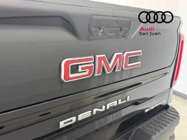 Used 2019 Black GMC Denali image 10