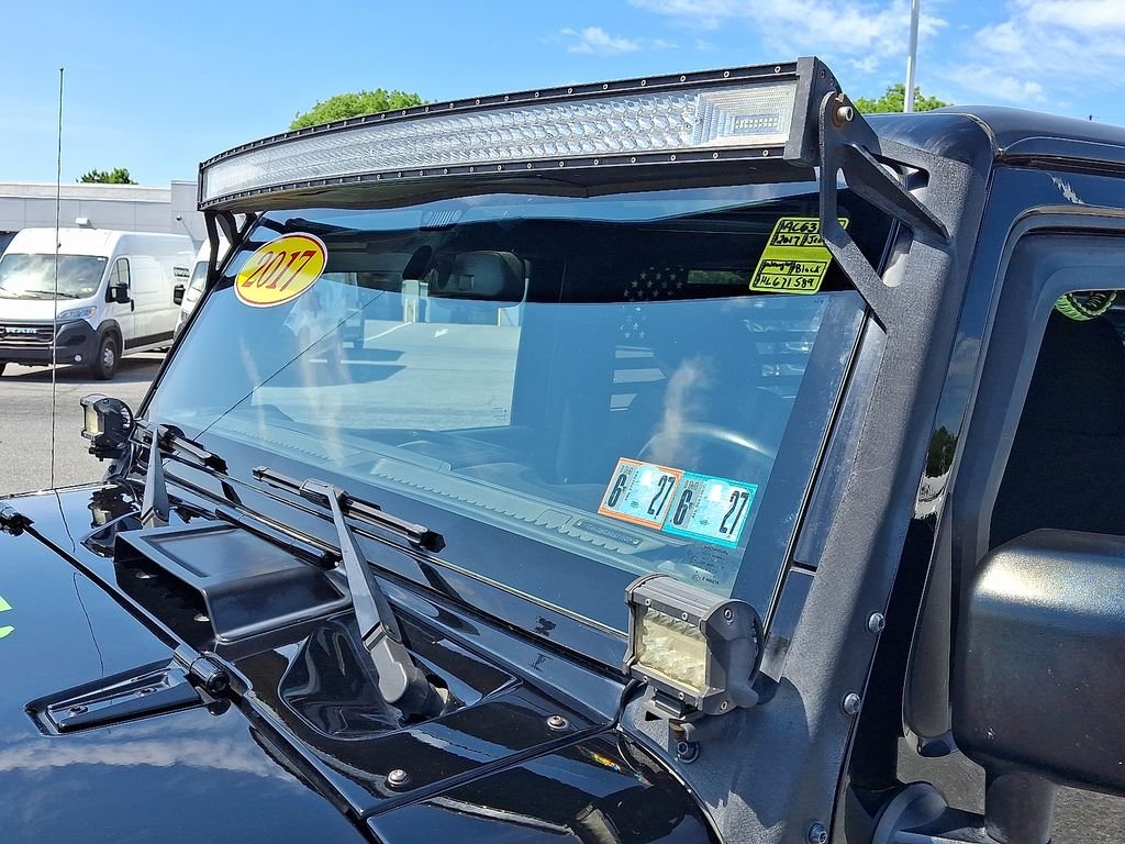 Used 2017 Black Jeep Sport image 28