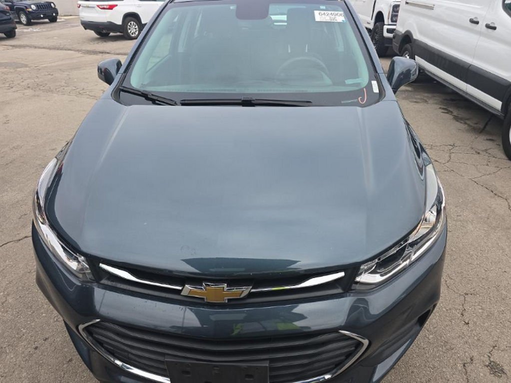 Used 2021 Chevrolet Trax LS with VIN KL7CJKSB4MB315508 for sale in Parma, OH