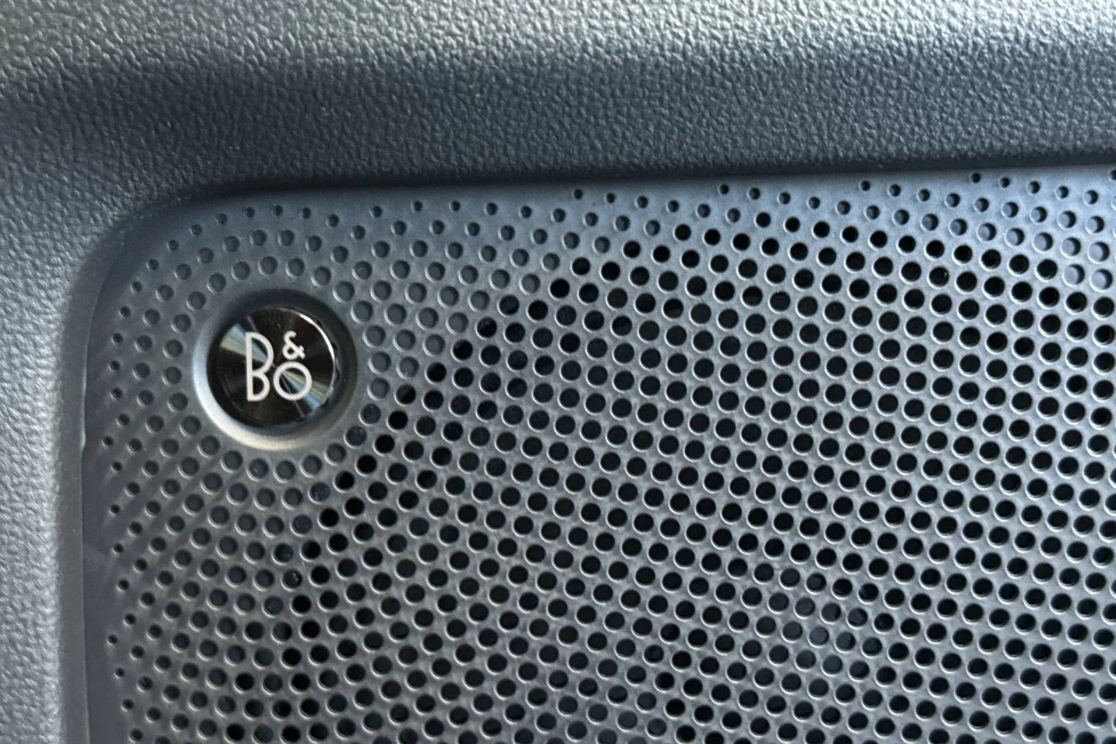 New 2026 Carbonized Gray Metallic Ford Outer Banks® image 21