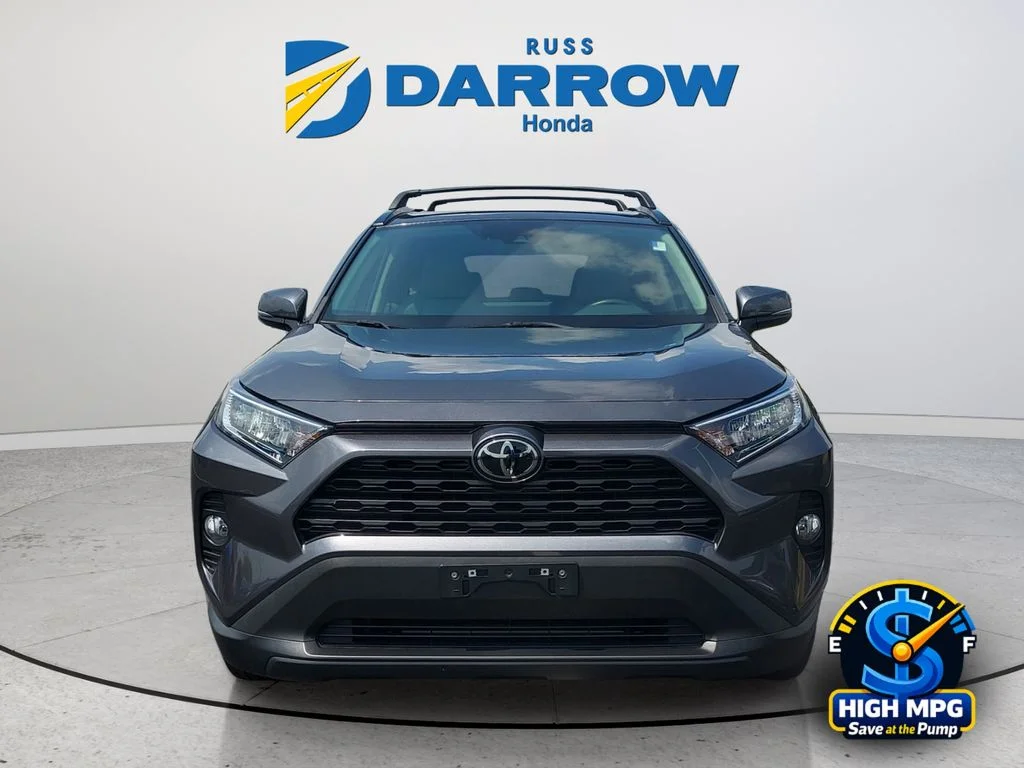 Used 2021 Gray Toyota XLE Premium image 8