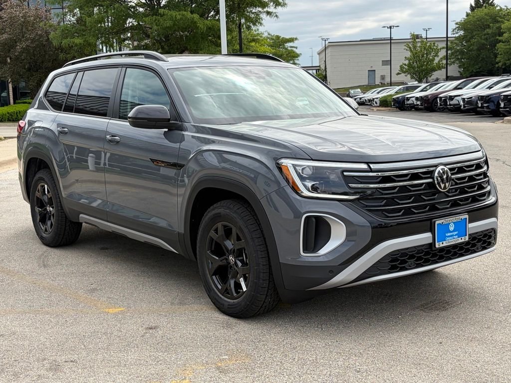 New 2026 Pure Gray Volkswagen 2.0T Peak Edition image 8