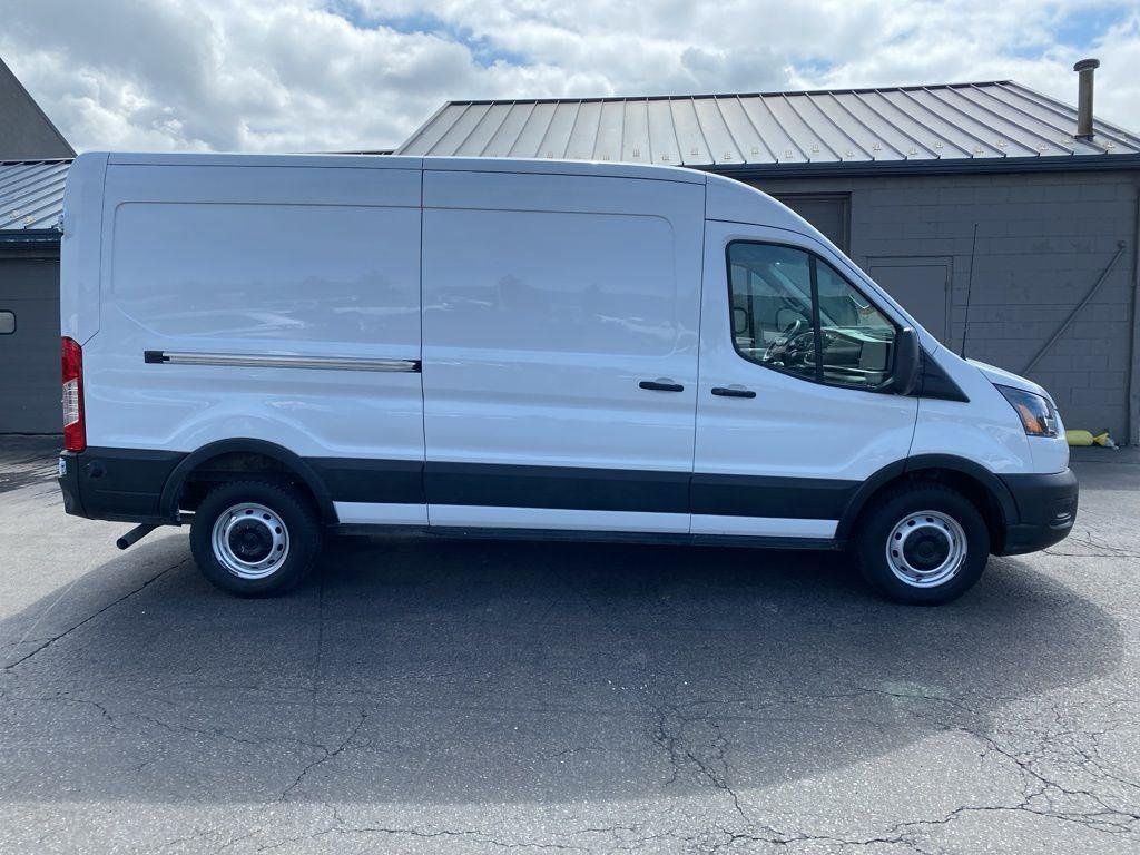 Used 2024 Oxford White Ford Base image 10