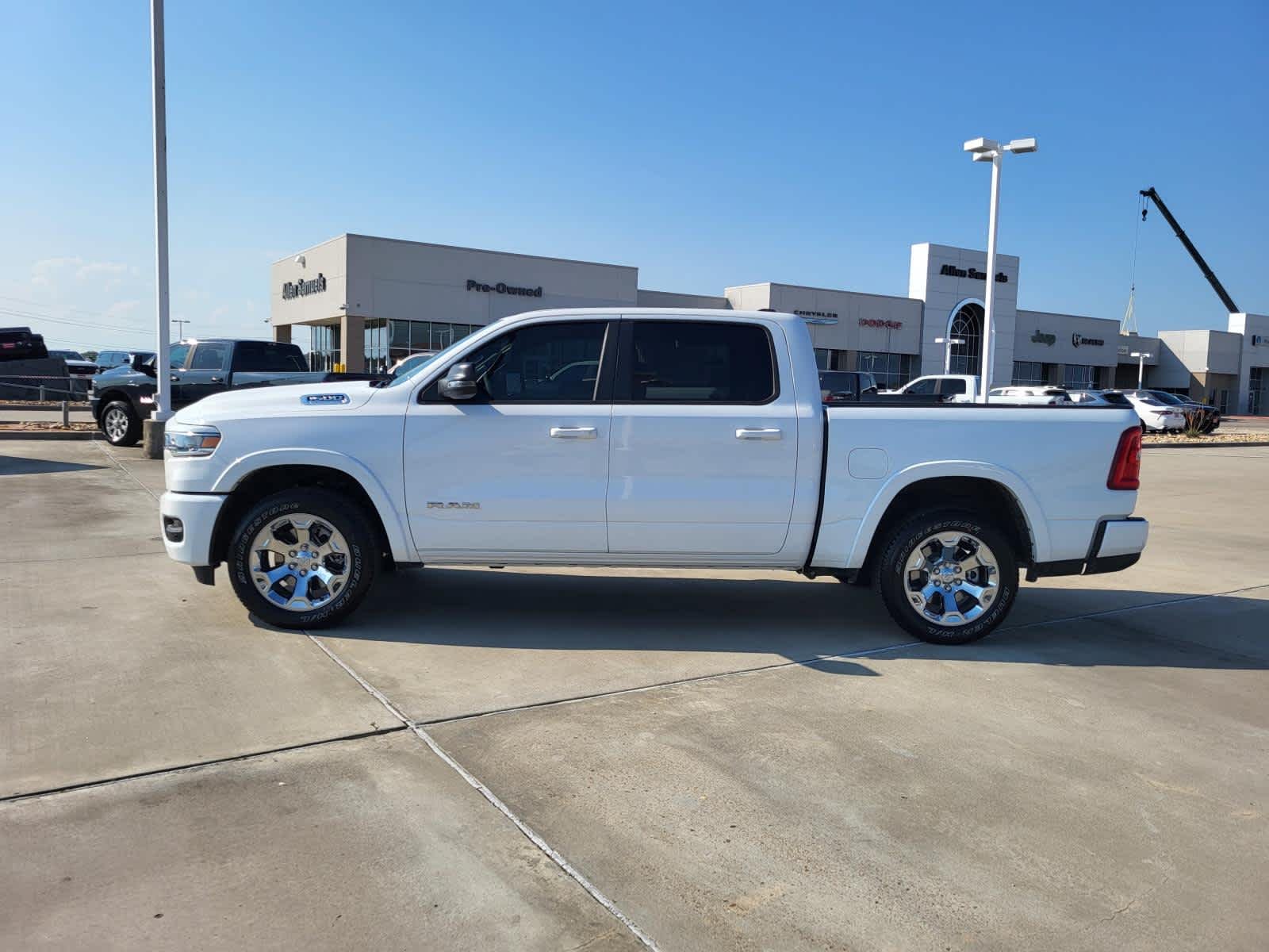 New 2026 Bright White Clear-Coat Exterior Paint RAM Lone Star image 2