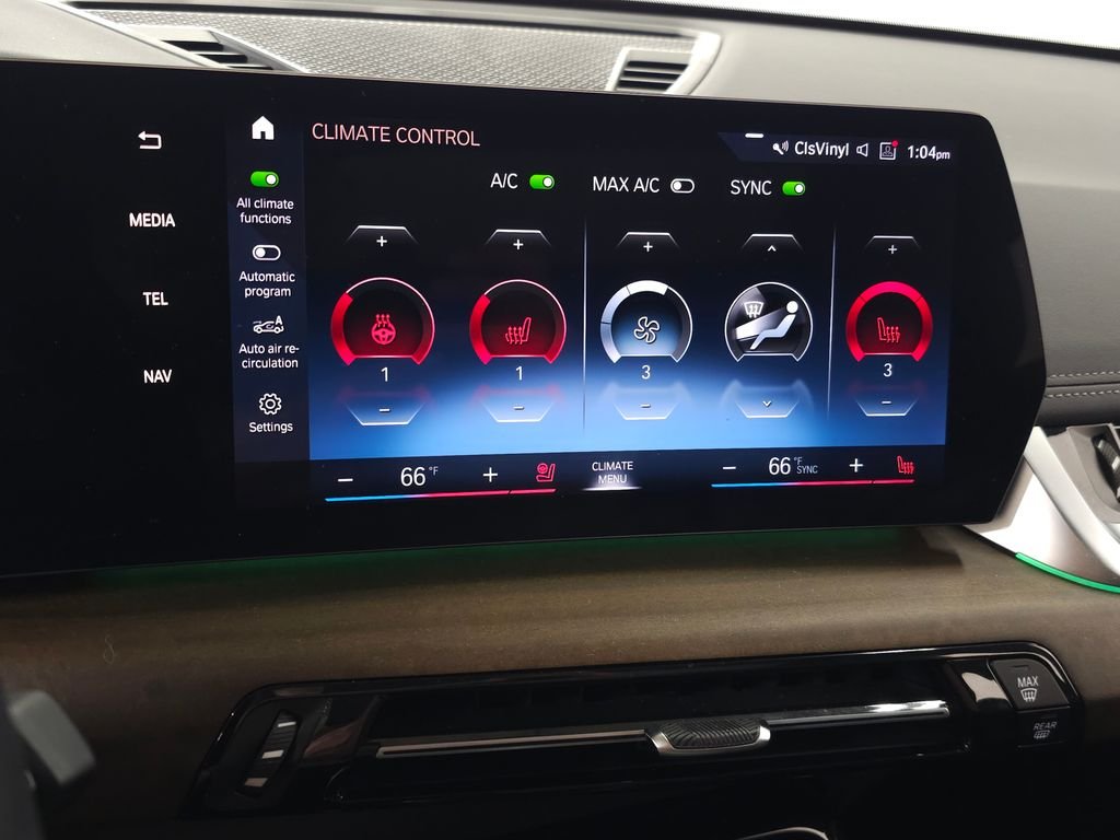 Used 2023 White Metallic BMW xDrive28i image 27