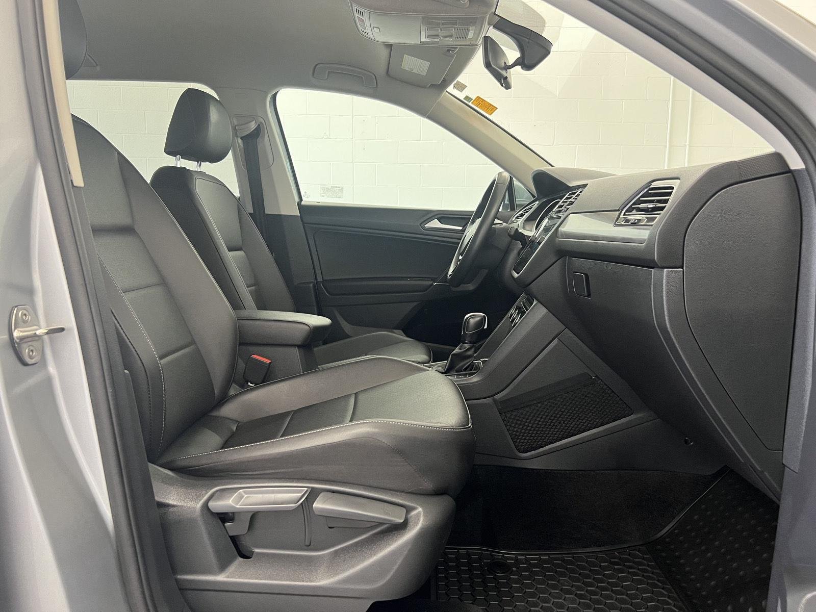 2020 Volkswagen Tiguan SE - Photo 30