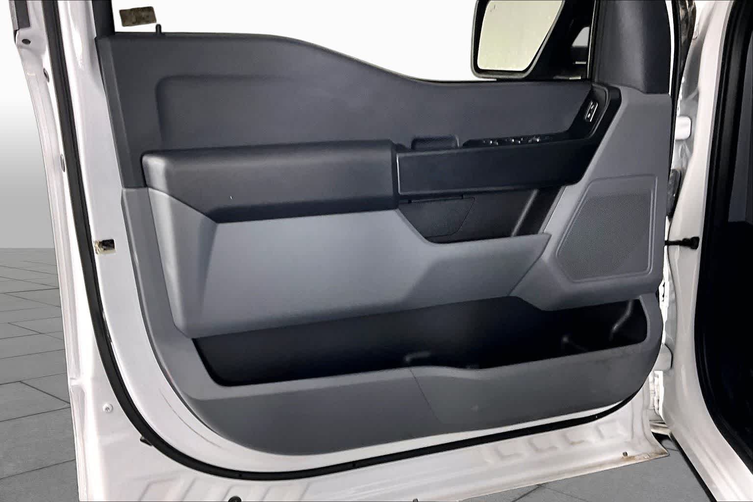 Used 2022 Oxford White Ford XL image 60