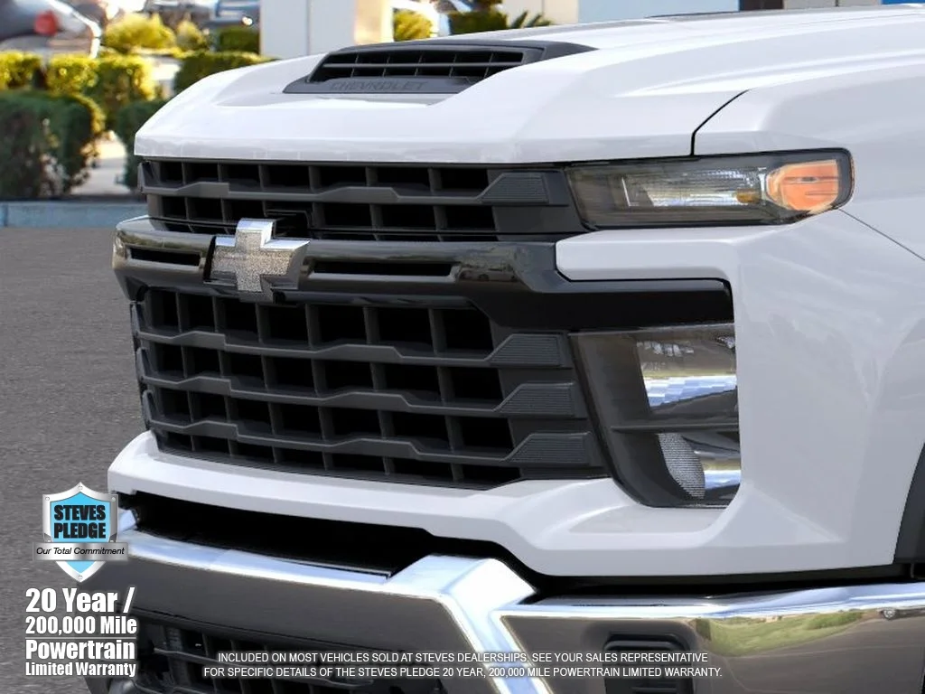 New 2026 Summit White Chevrolet Work Truck image 13