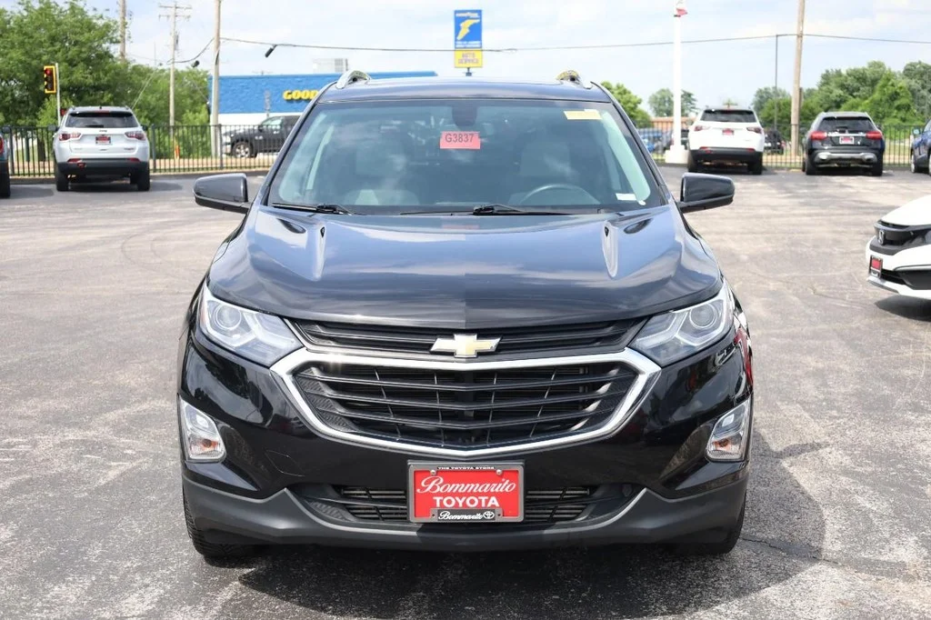 Used 2019 Mosaic Black Metallic Chevrolet AWD 4dr LT w/2LT image 4