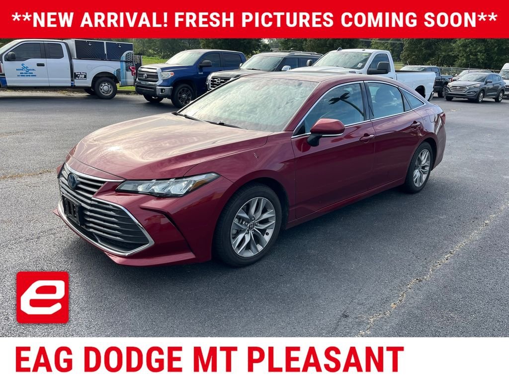 Used 2022 Red Toyota XLE Plus image 2