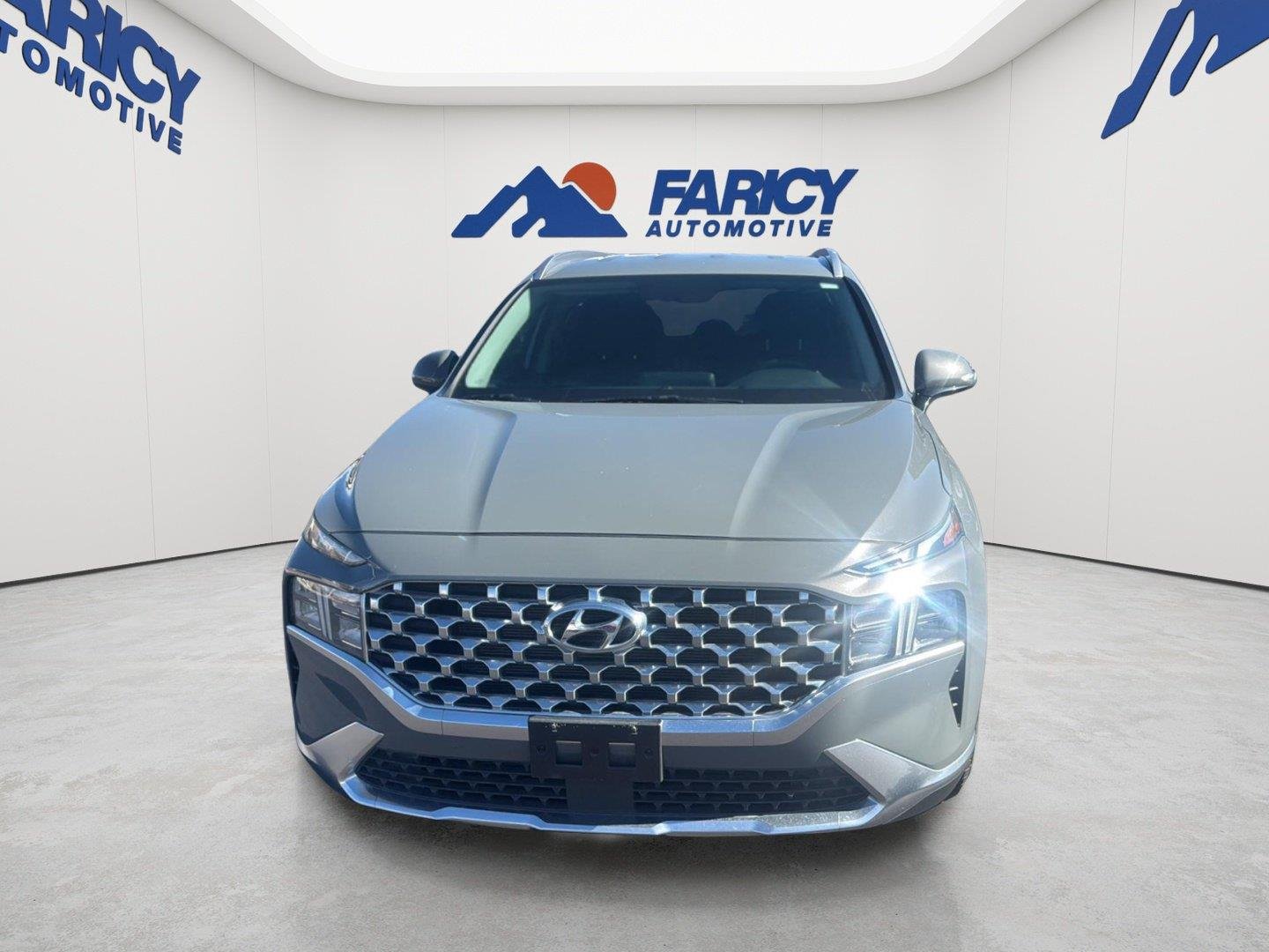 Used 2021  Hyundai SEL image 2