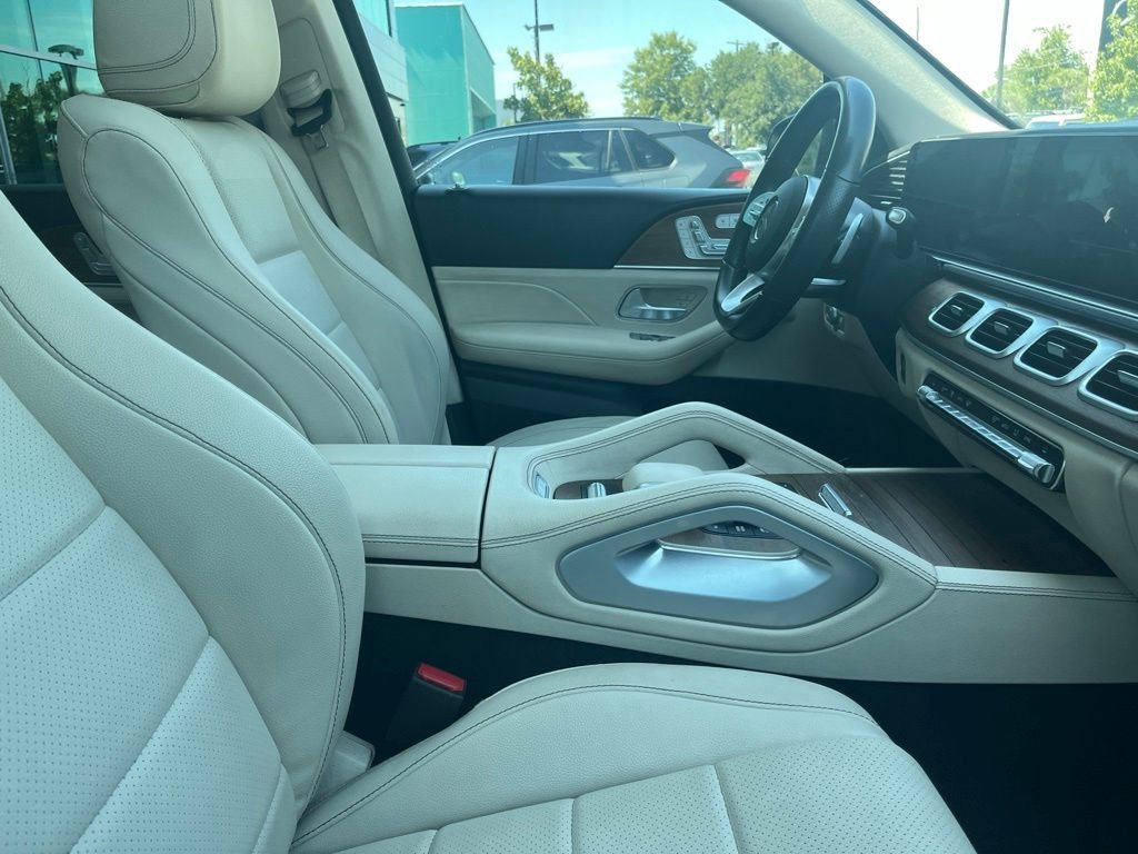 Used 2023 White Mercedes-Benz GLS 450 image 12