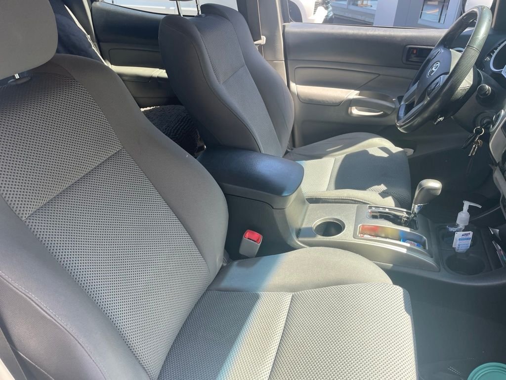 Used 2014 Magnetic Gray Metallic Toyota Base image 5