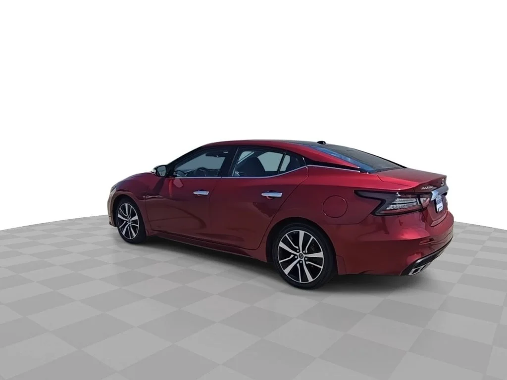 Used 2023  Nissan 3.5 SL image 6