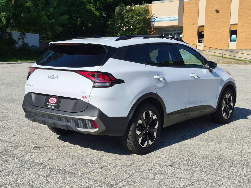 Used 2023 White Kia X-Line image 3