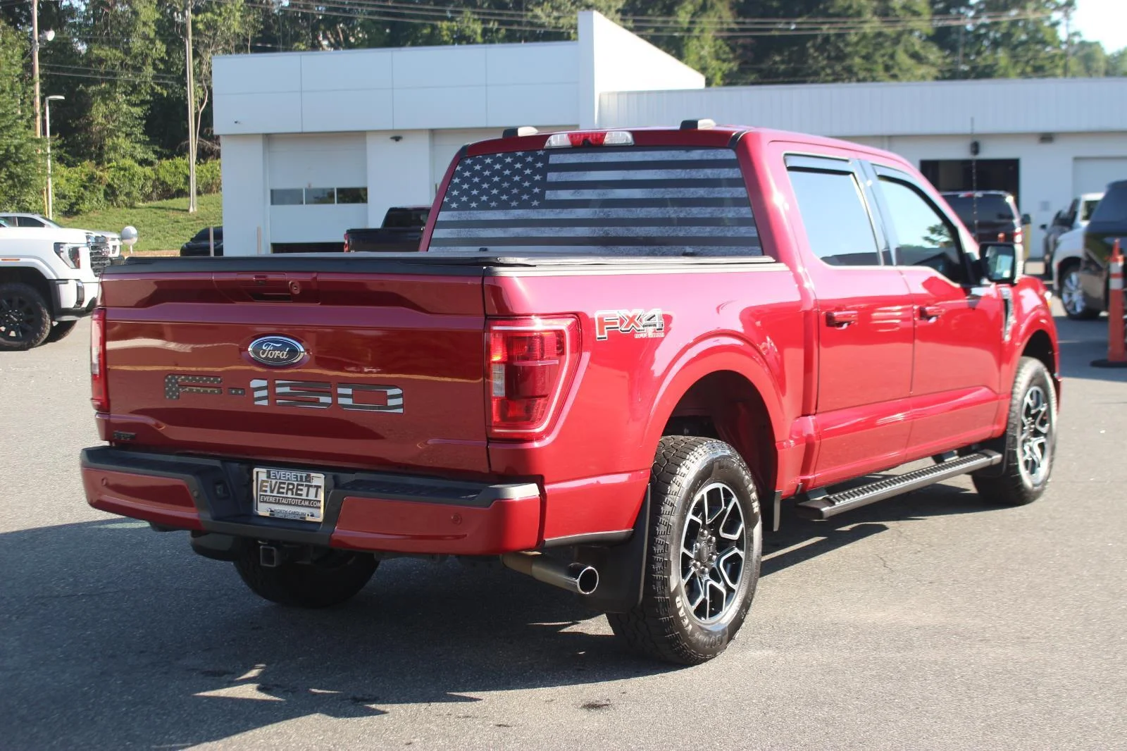 Used 2021 Red Ford XL image 7