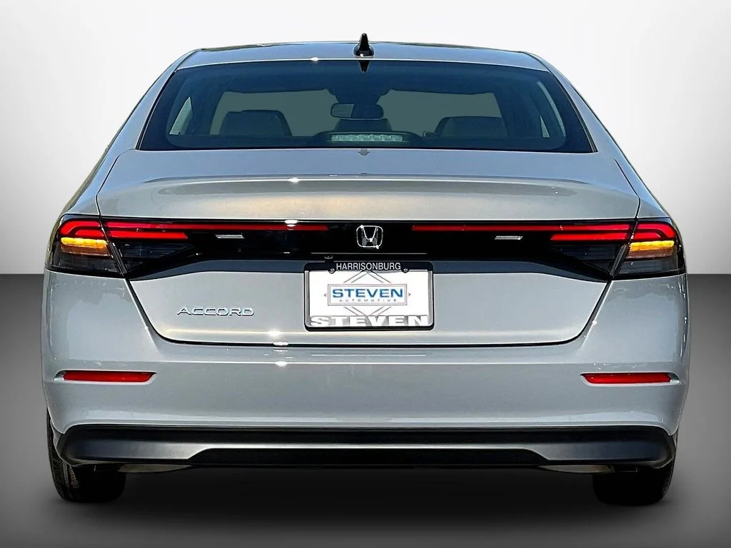 New 2026 Urban Gray Pearl Honda SE image 5