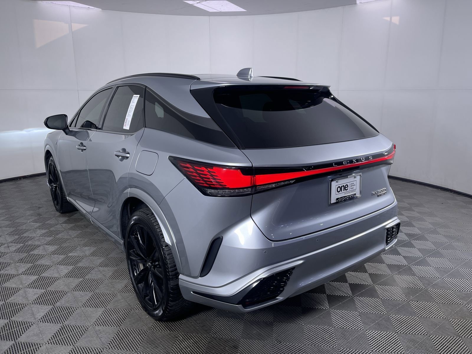 Used 2023 Iridium Lexus RX 500h F SPORT Performance image 24