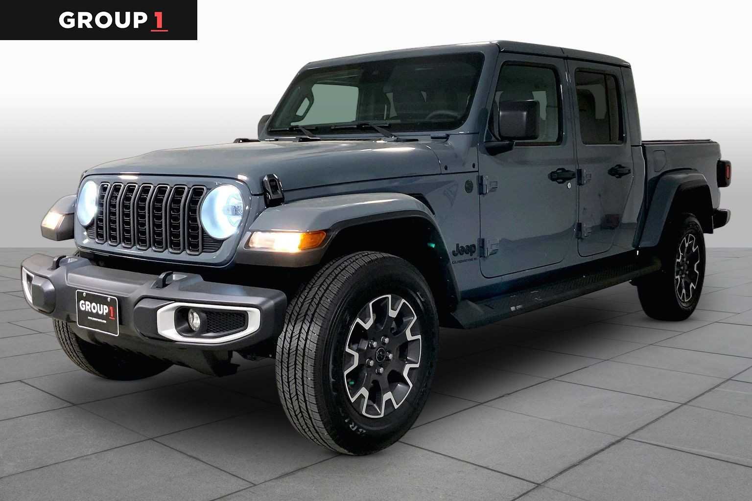 2025 Jeep Gladiator Sport S Auto's photo