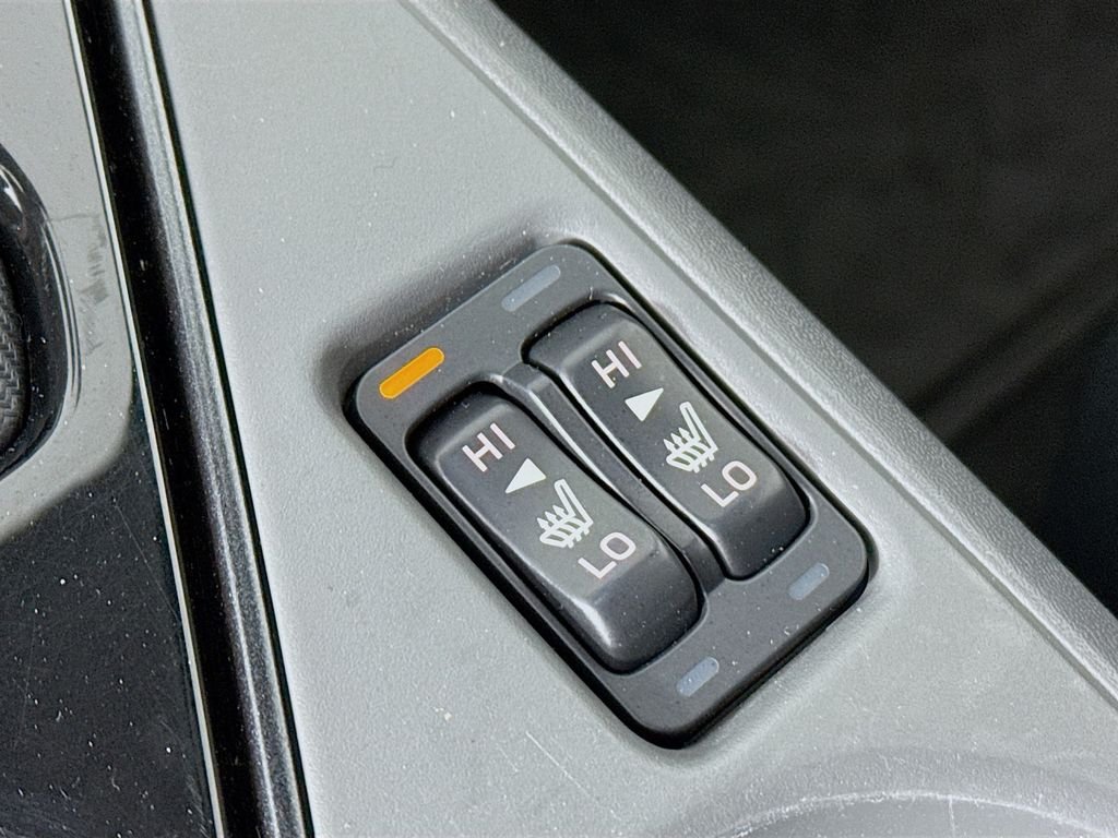 Used 2024 White Subaru Wilderness image 20