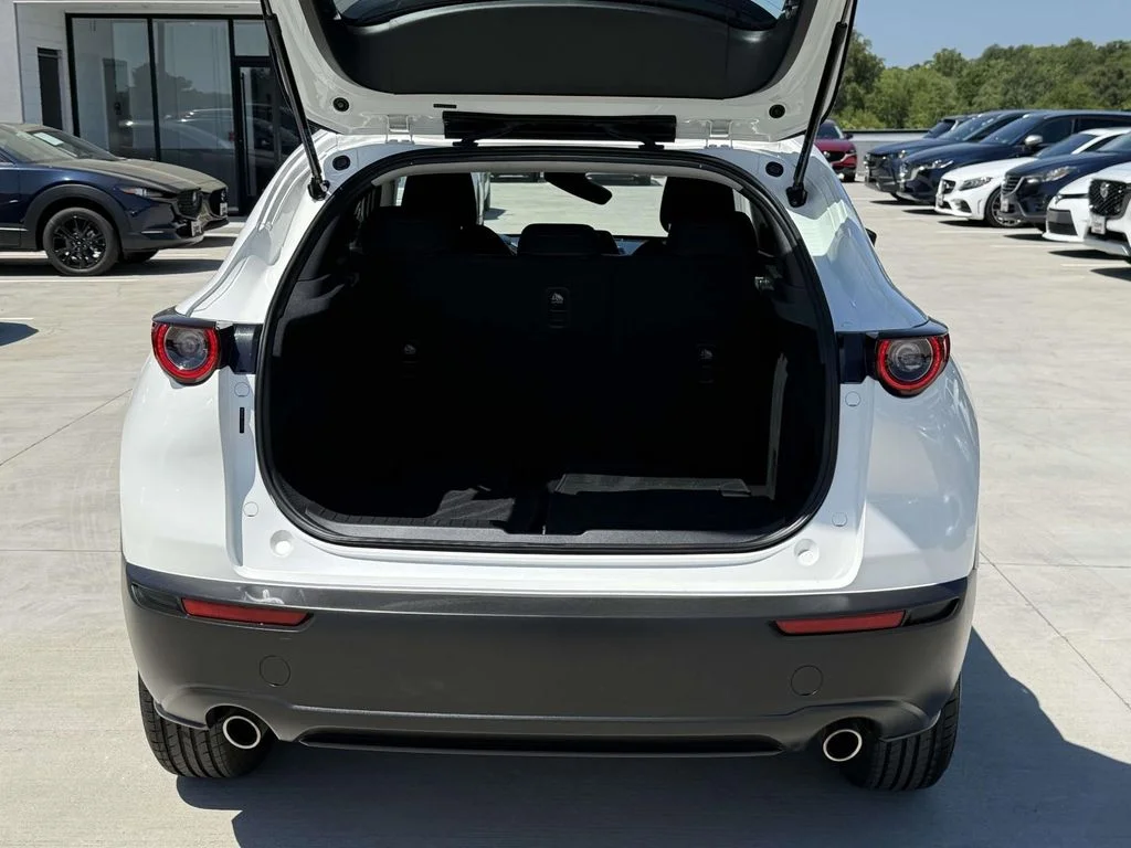 Used 2020 White Mazda S image 31
