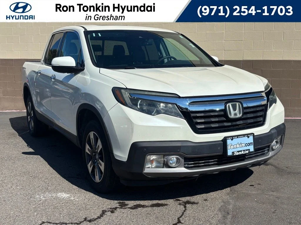 Used 2017 White Diamond Pearl Honda RTL-E image 1