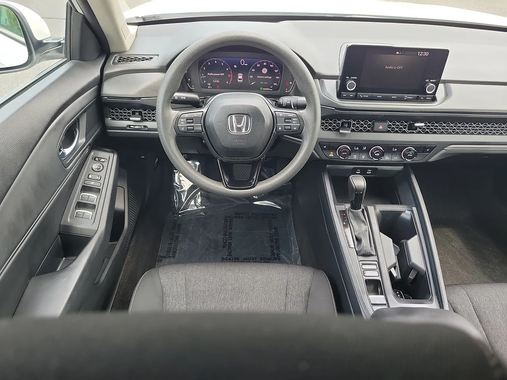 Certified Used 2023 Platinum White Pearl Honda EX image 9