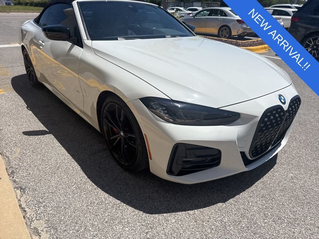 2023 BMW 4 Series 430i Convertible's photo