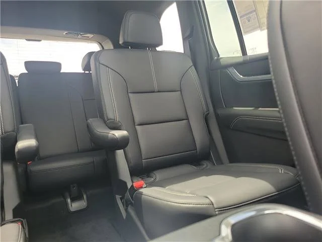 New 2026 Glacier White Tricoat GMC Elevation image 20