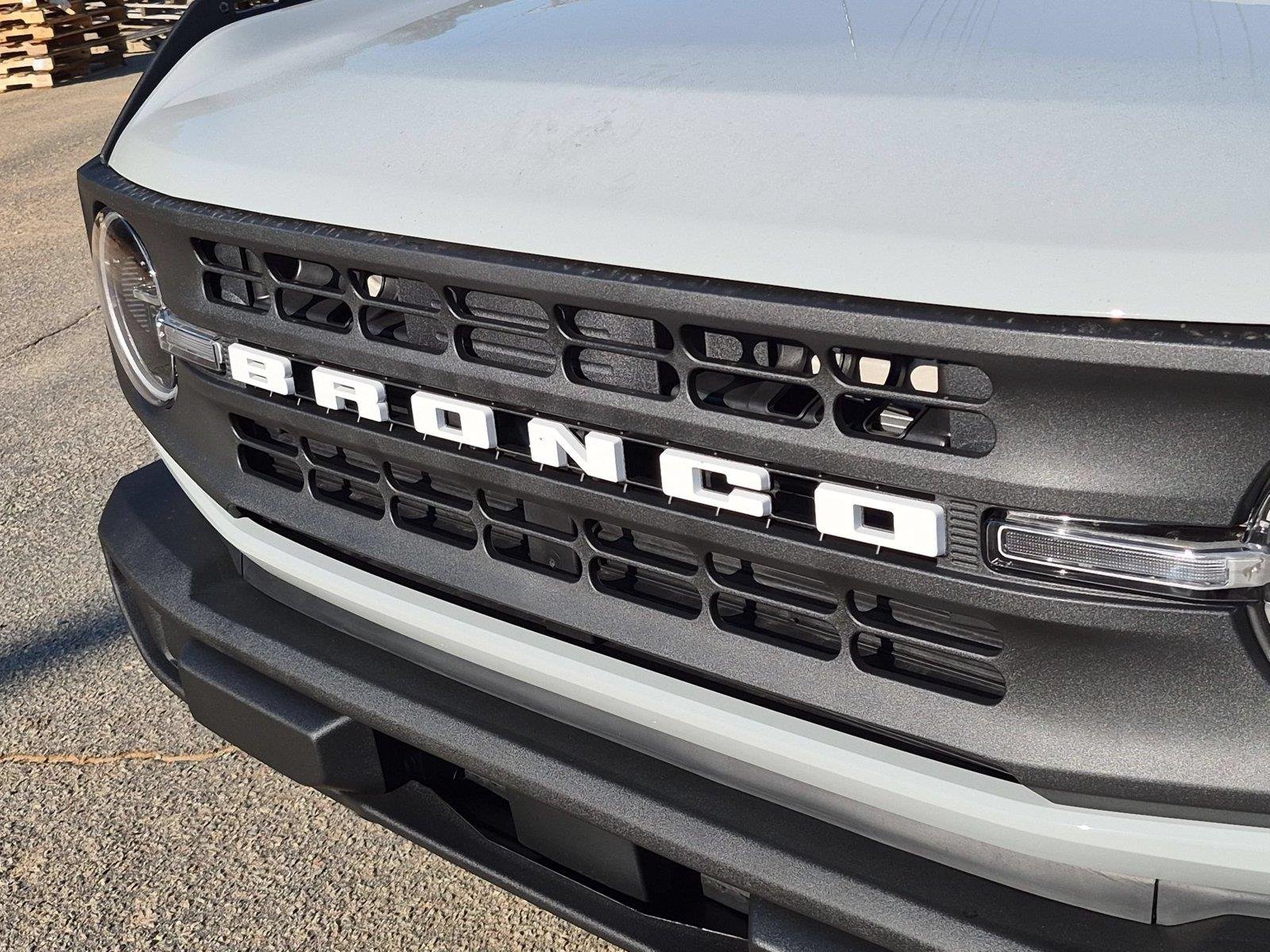 New 2026 Avalanche Gray Ford Big Bend® image 13