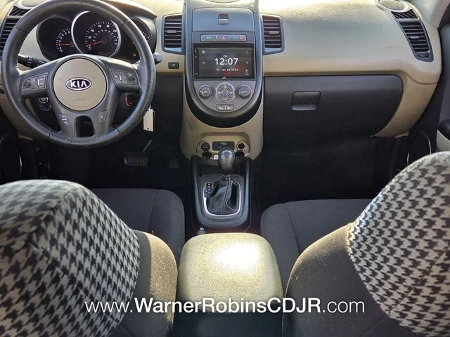 Used 2012 Silver Kia Exclaim image 9