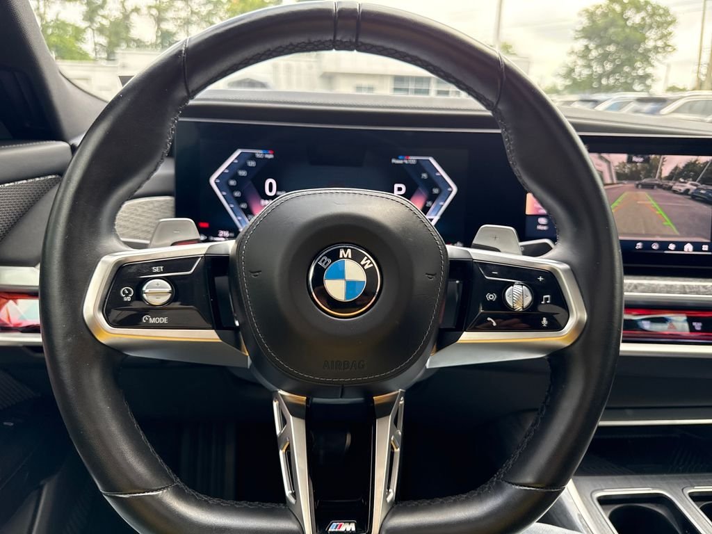 2025 BMW 7 Series 740i - Photo 16