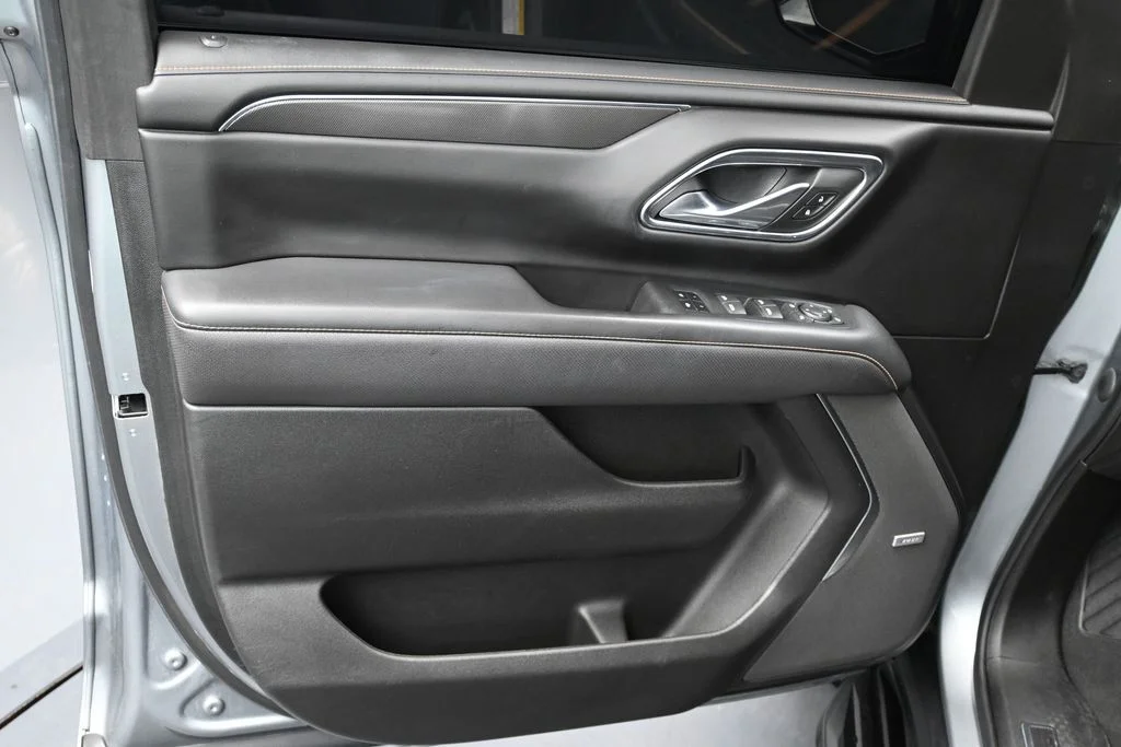 Used 2023 Silver GMC AT4 image 15