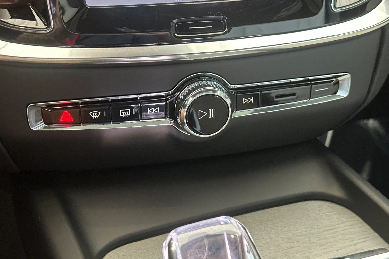 New 2026 Vapour Grey Volvo Ultra image 20