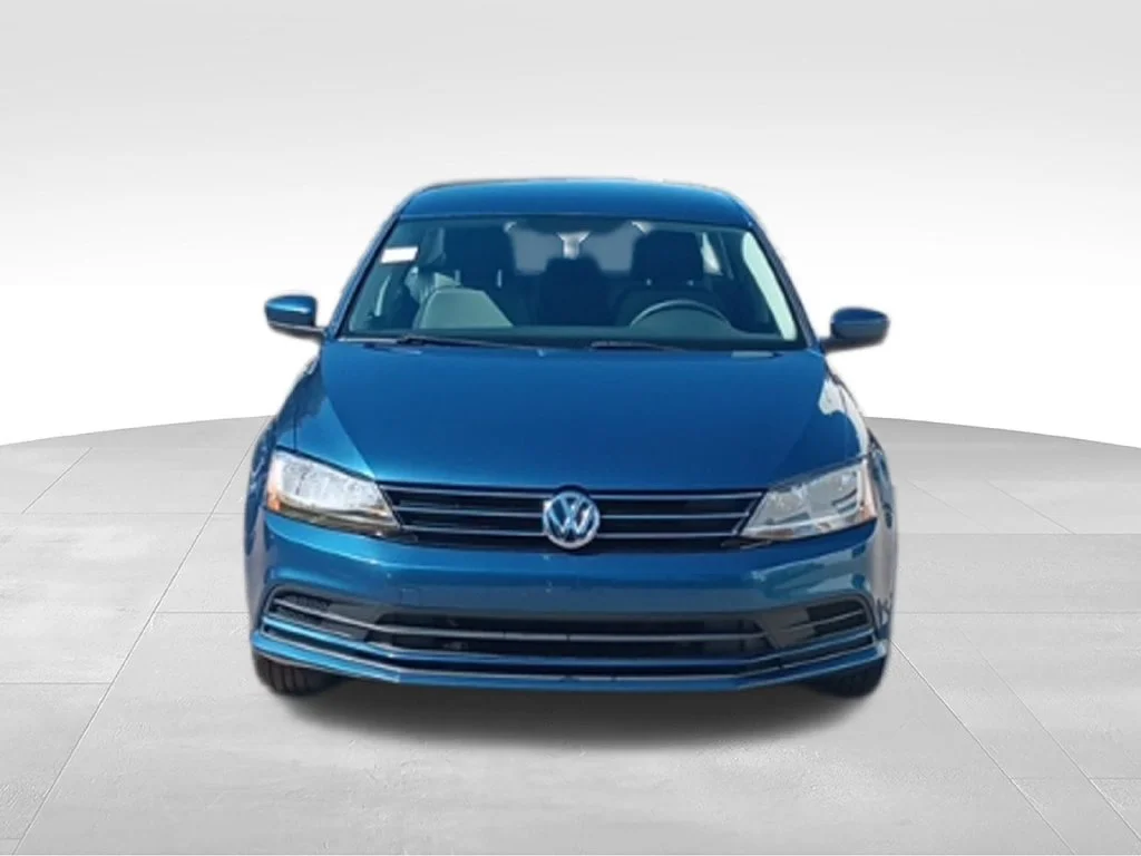 Used 2017 Silk Blue Metallic Volkswagen 1.4T S image 10