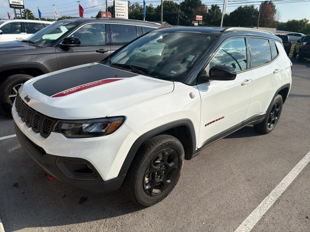 Used 2024 Bright White Clearcoat Jeep Trailhawk image 1