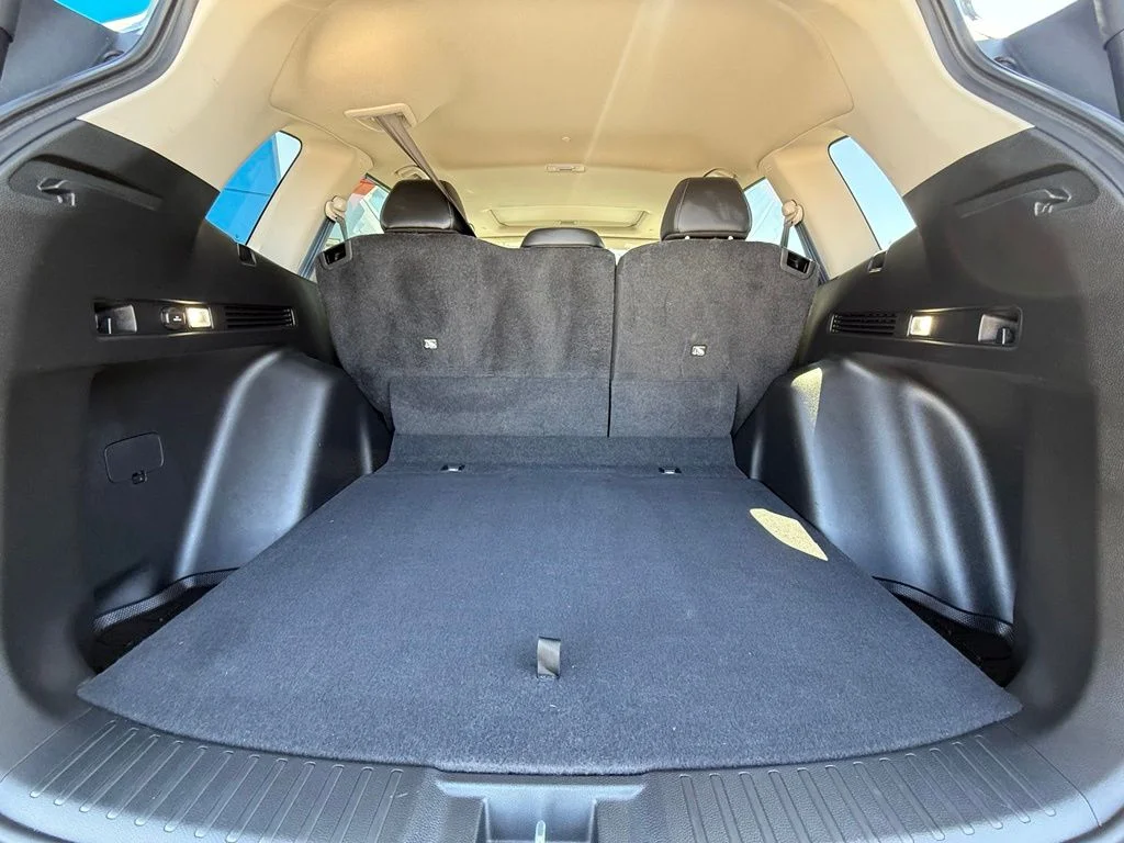 Used 2023 Gray Honda EX-L image 9