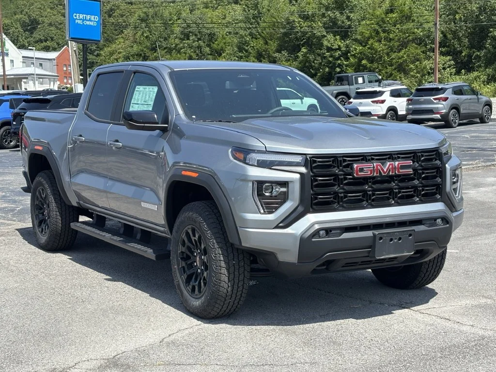 New 2026 Sterling Metallic GMC Elevation image 4