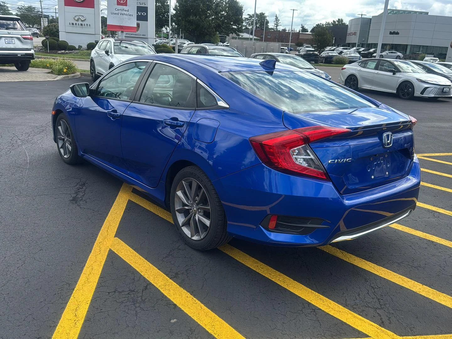 Used 2019 Aegean Blue Metallic Honda EX image 4
