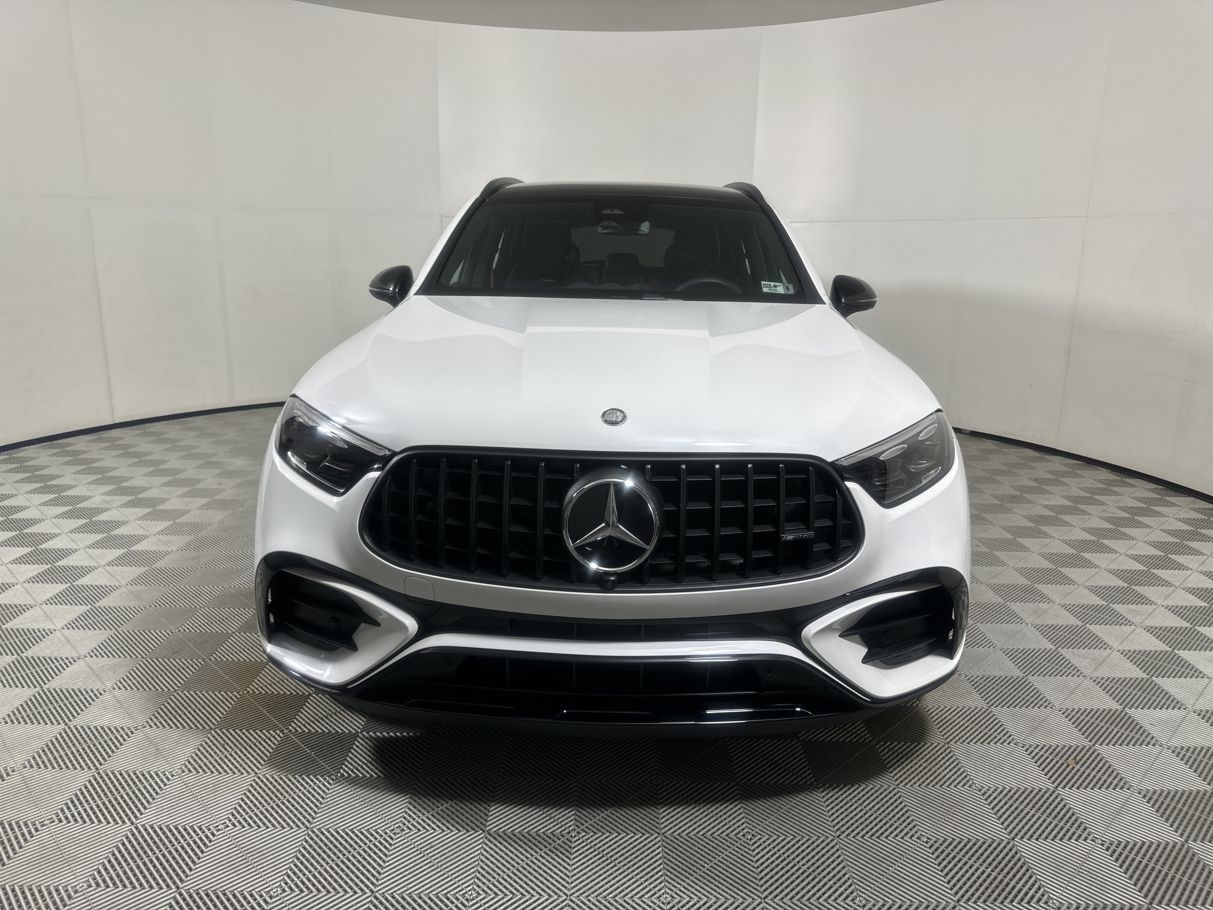Used 2025  Mercedes-Benz AMG® GLC 43 image 2
