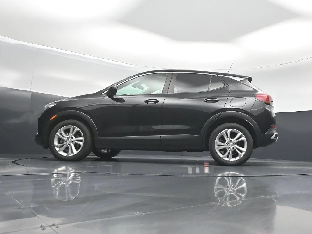 Used 2023 Black Buick Preferred image 7