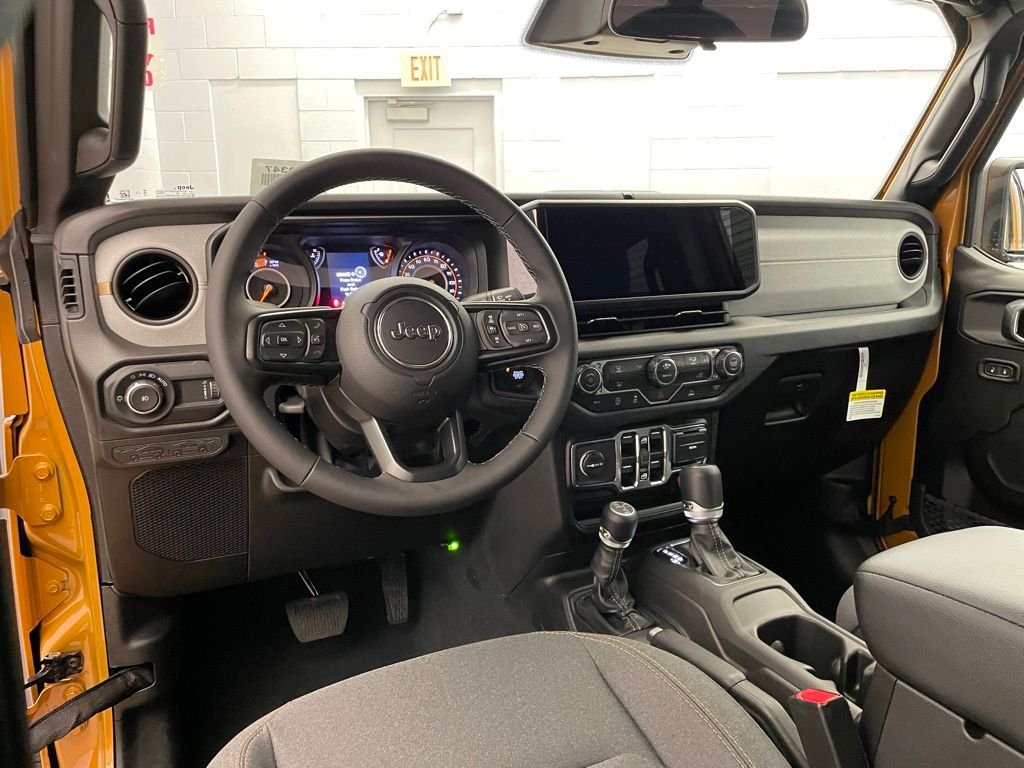 New 2026 Goldilocks Exterior Paint Jeep Sport S image 9