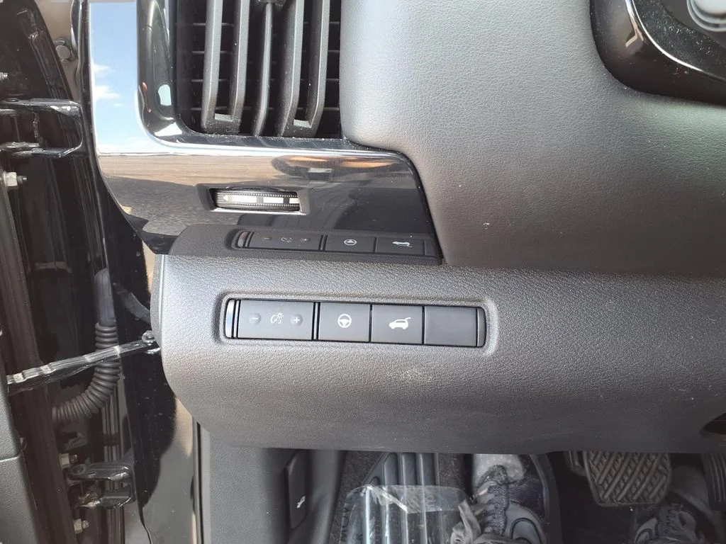 Used 2025 Black Nissan SV image 17