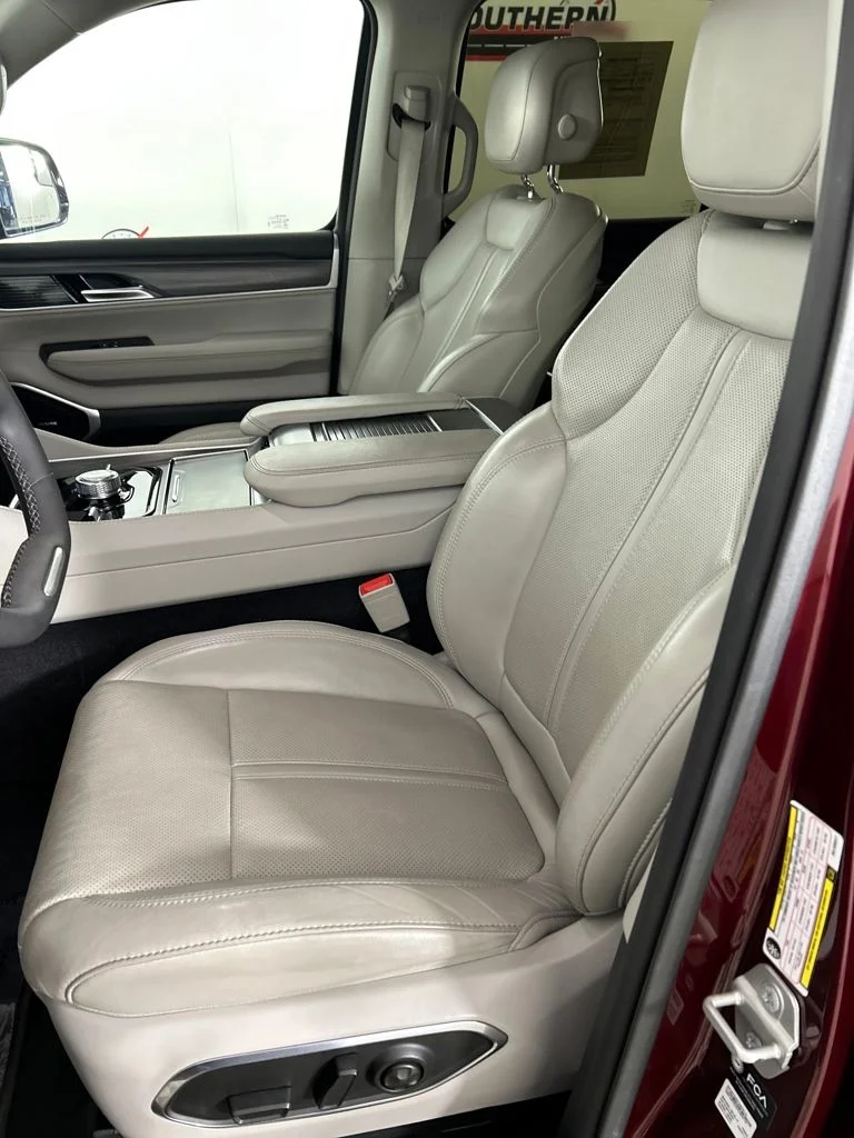 Used 2024 Red Jeep Series III image 12