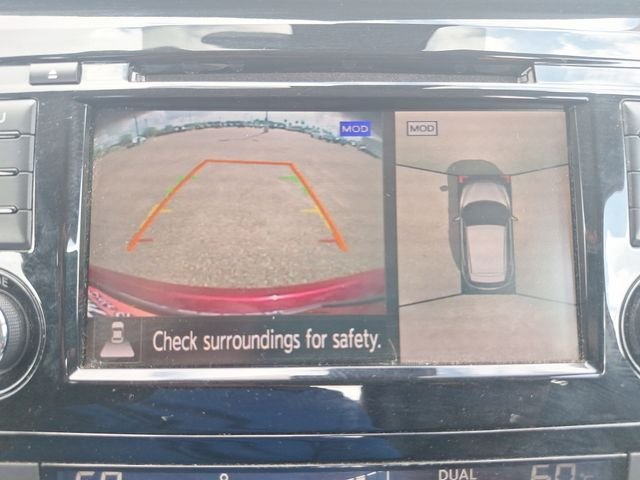Used 2022 Red Nissan SV image 14