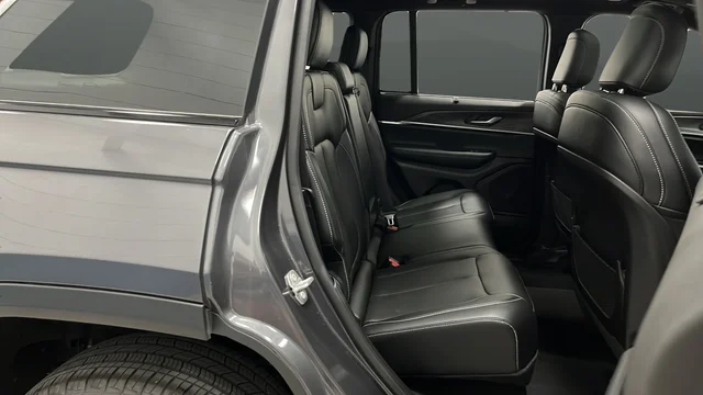 Used 2025 Gray Metallic Jeep Limited image 23
